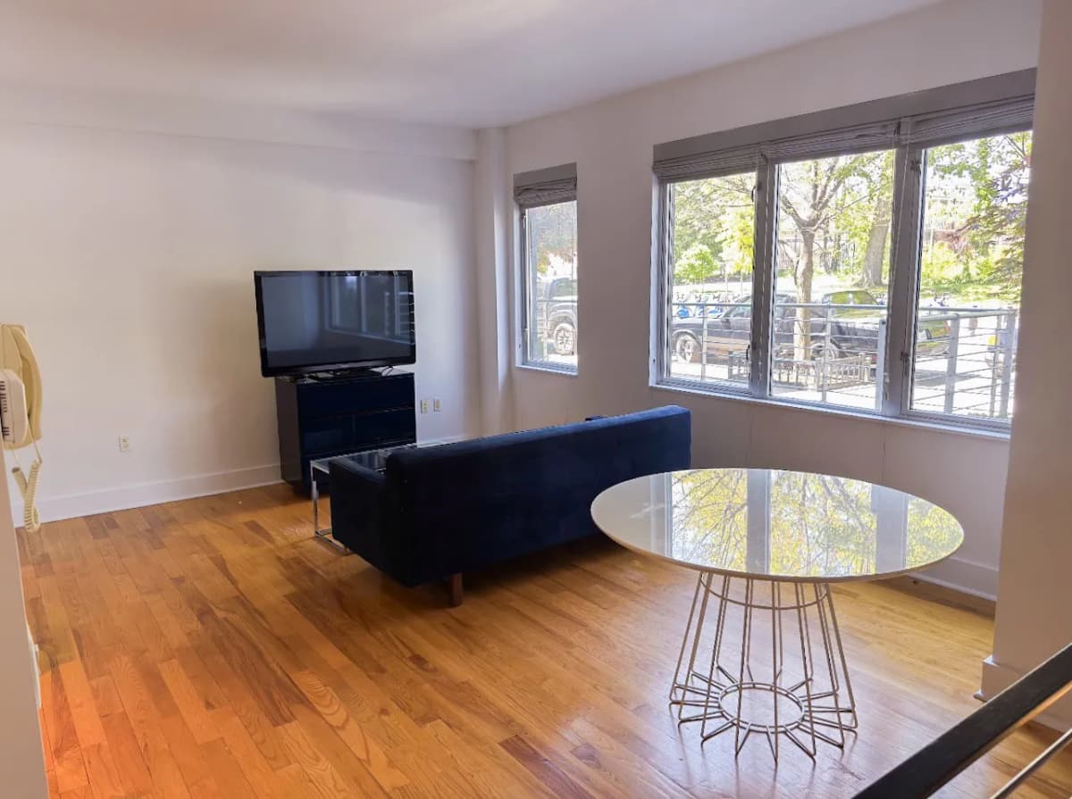415 Leonard Street #1B - 415 Leonard Street #1B 1 of 14