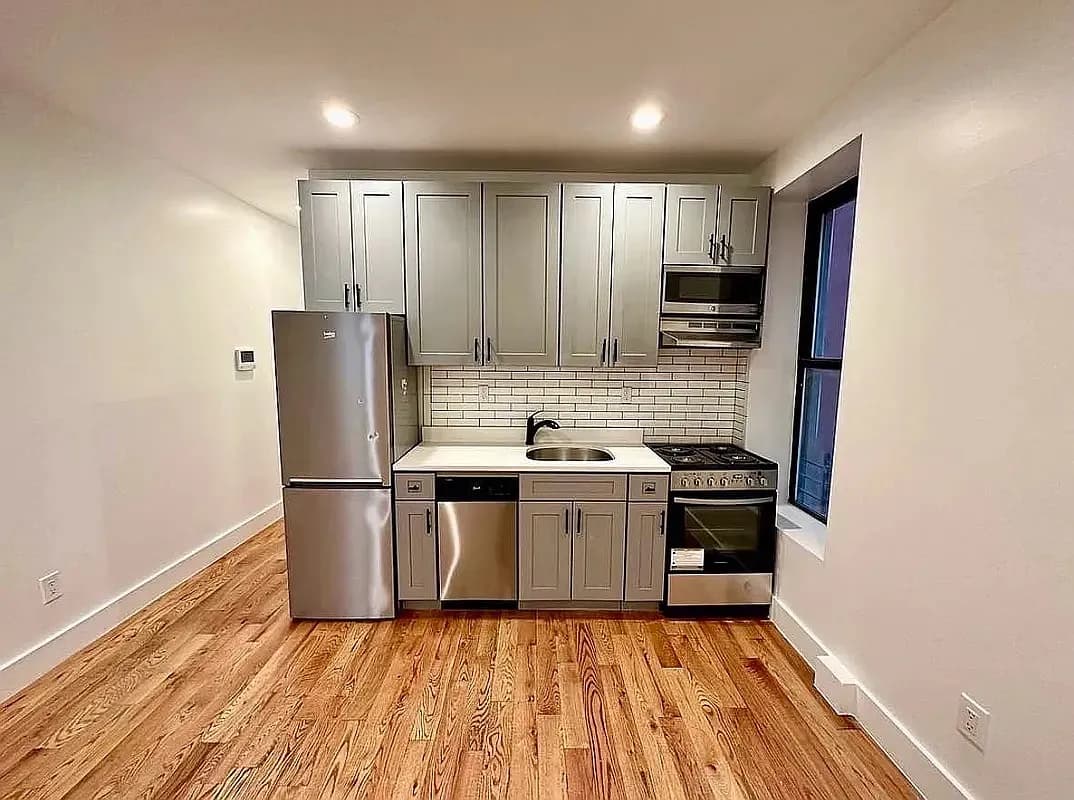 Josh Gruber - 314 57th Street #12 1 of 15