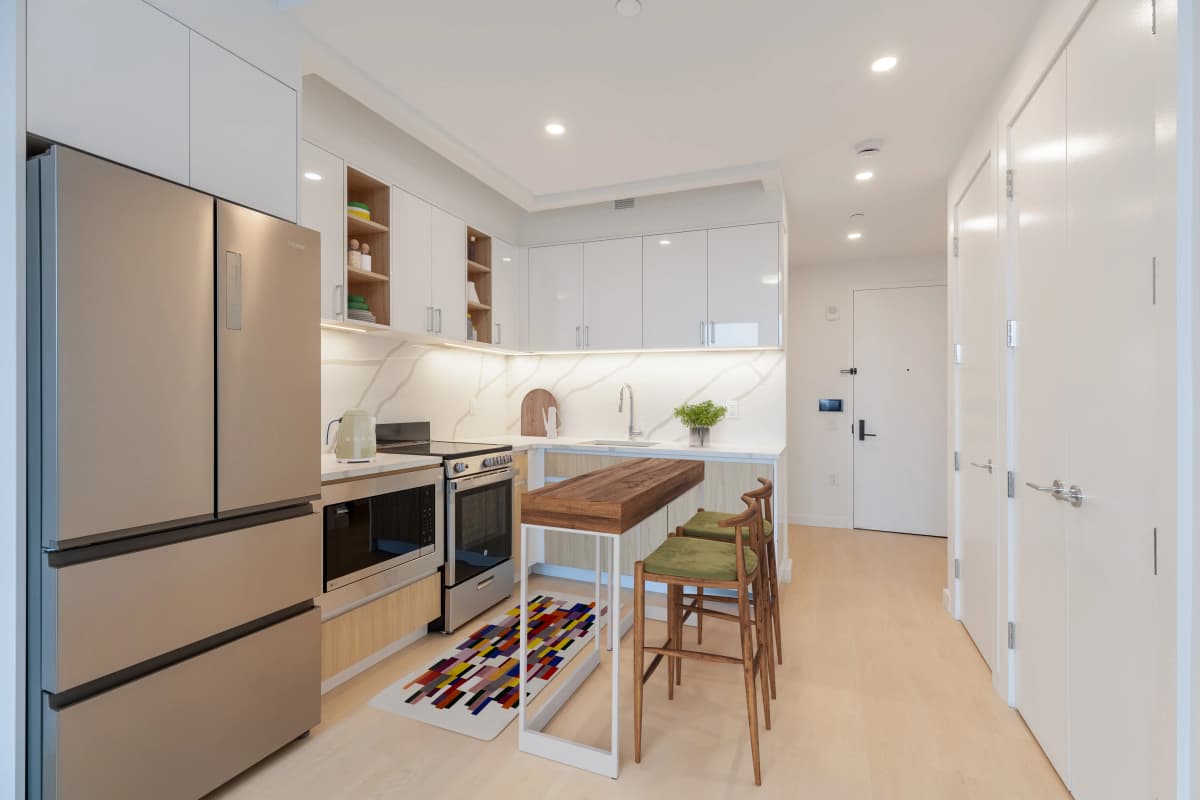 Raymond Werdane - 3880 9th Avenue #10V 1 of 15