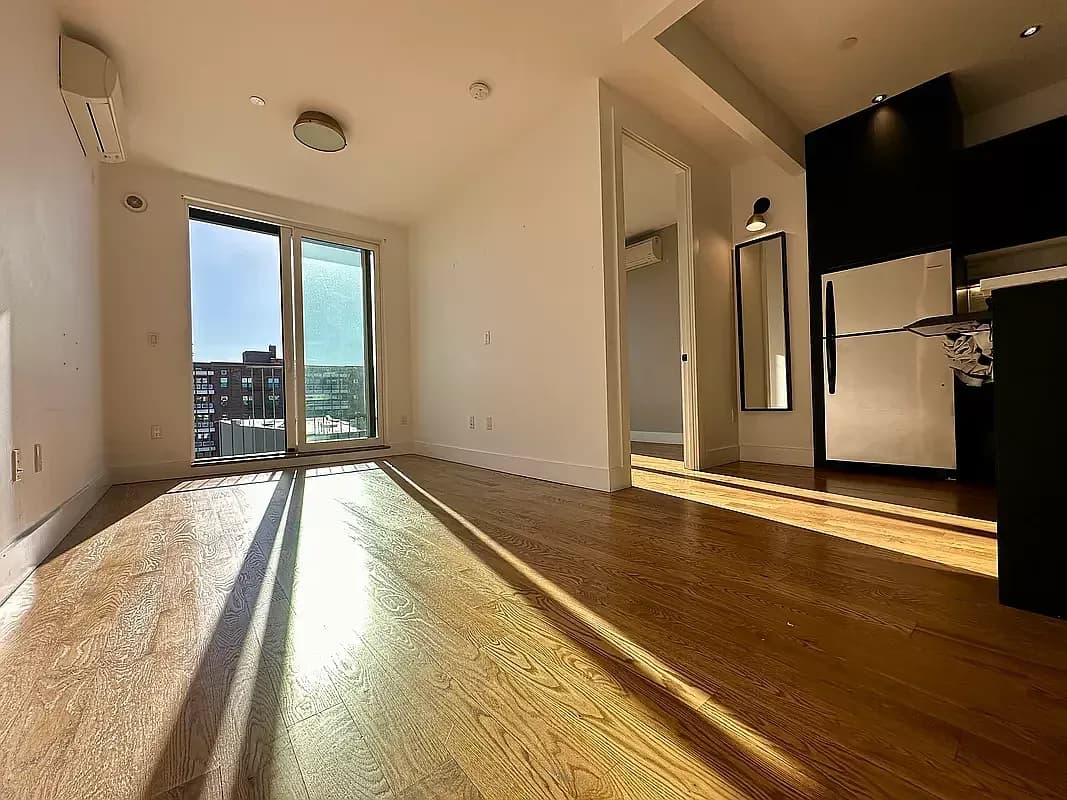 Christopher Carrier - 1505 Fulton Street #6A 1 of 15