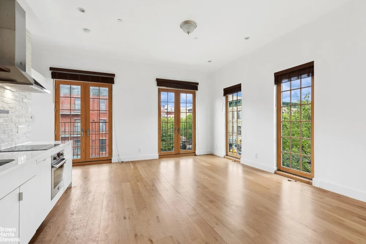 Isaac Halpern - 216 Pulaski Street #3L 1 of 15