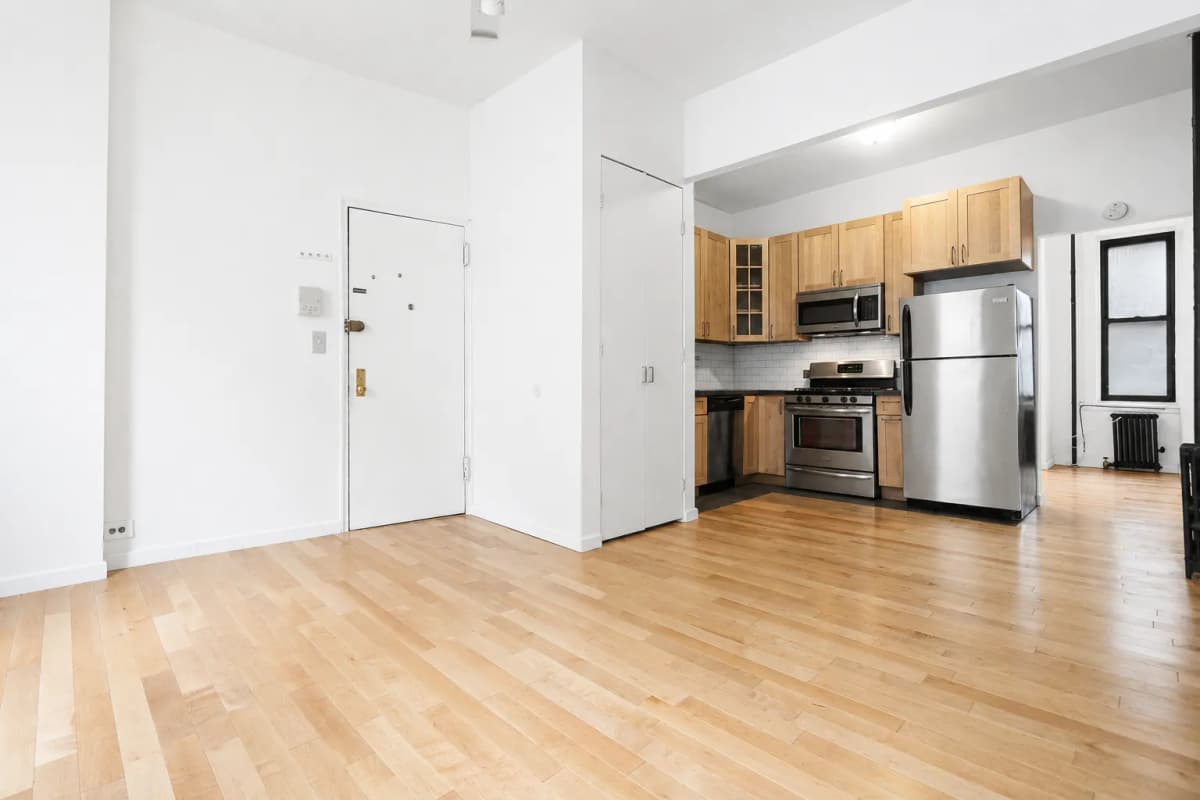 Udi Eliasi - 659 Washington Street #1F 1 of 12