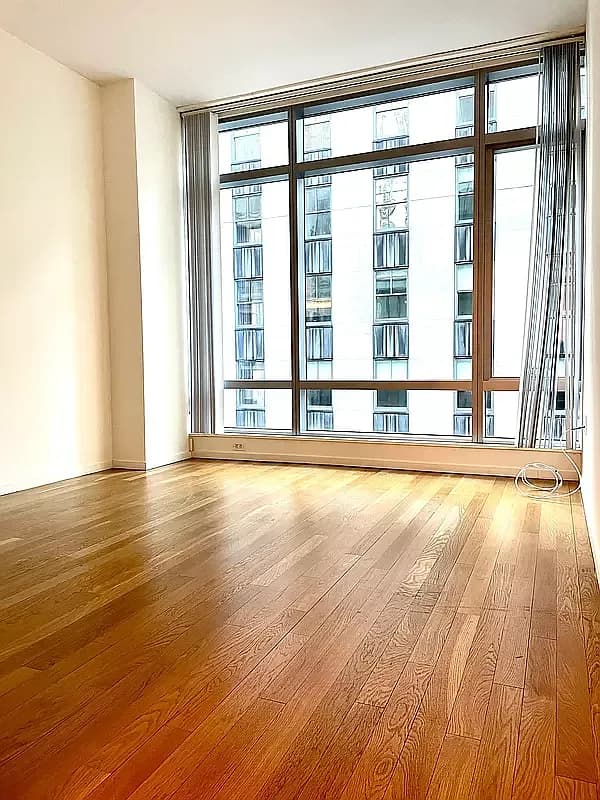 So Young Yoon - 18 West 48th Street #6B 1 of 15