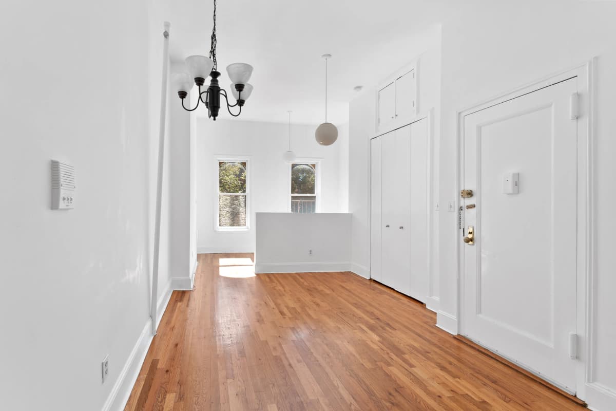 Tinnie Sassano - 353 12th Street #11 1 of 15
