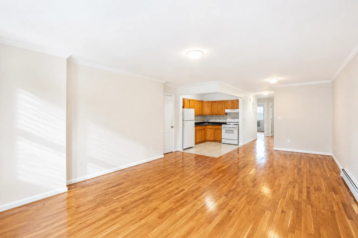 Jonathon André Beckles - 75 East 28th Street #2 1 of 14