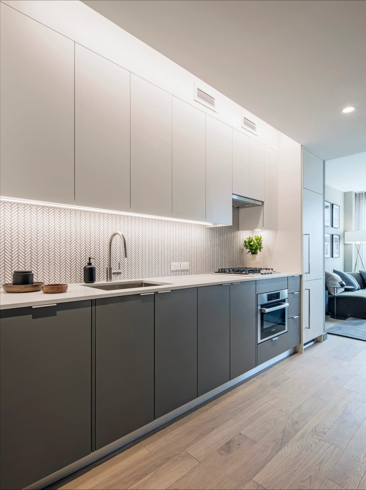 243 West 28th Street #S14L - 243 West 28th Street #S14L 1 of 15