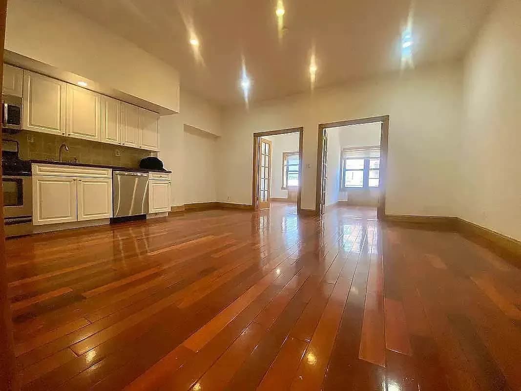 Shai Colodner - 881 10th Avenue #3R 1 of 10