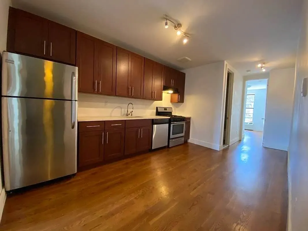 Joseph Kaufman - 848 Madison Street #3L 1 of 15