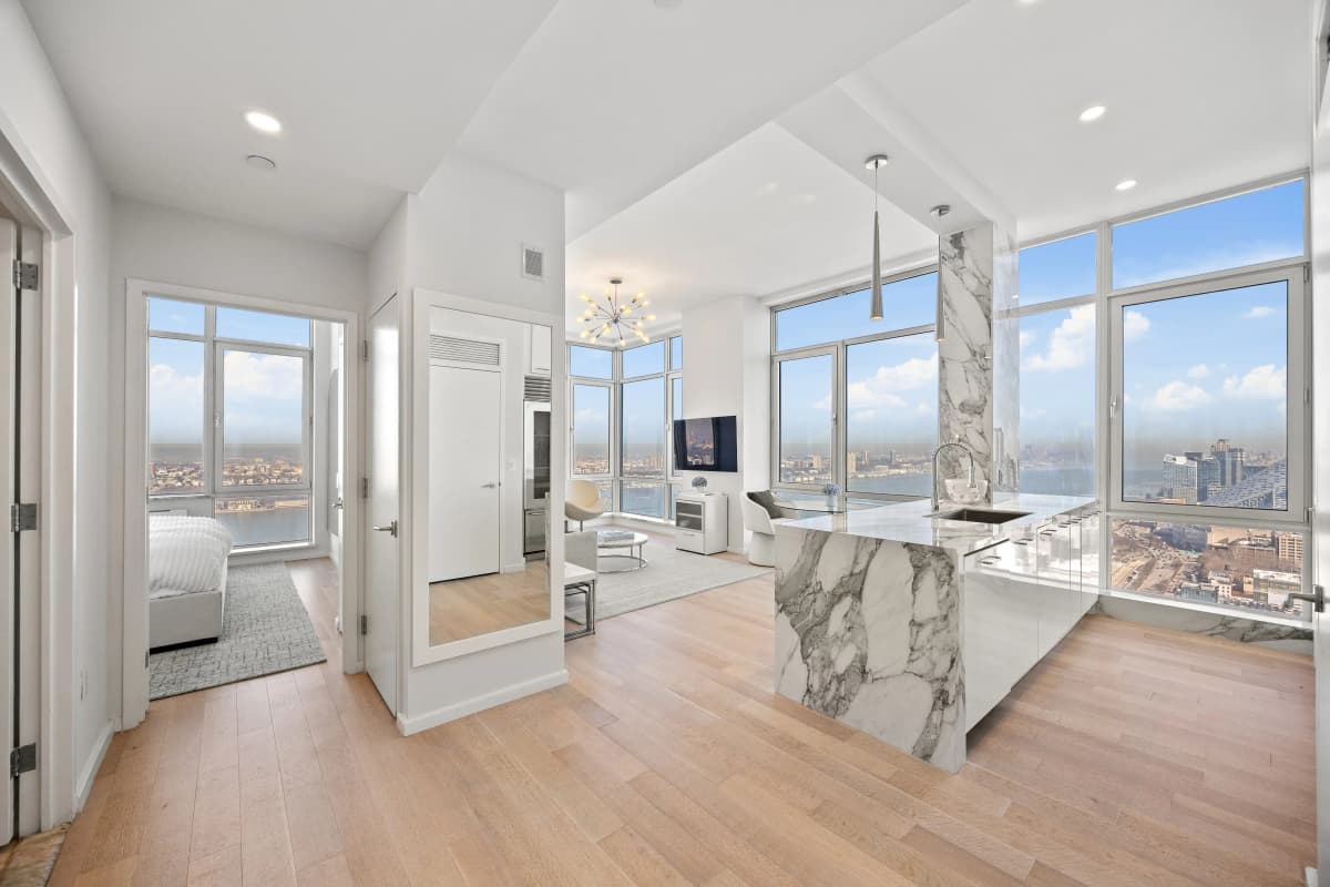 Jason Castano - 635 West 42nd Street #44F 1 of 15