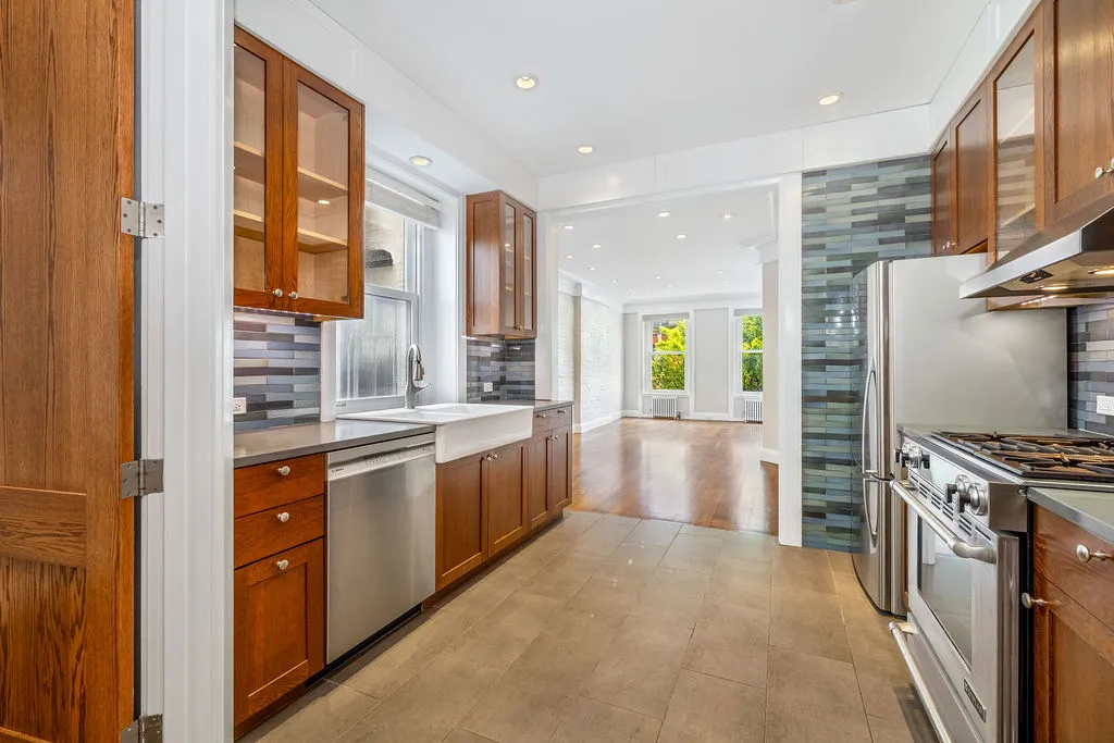Alexander Kingman - 81 Perry Street #4A 1 of 15