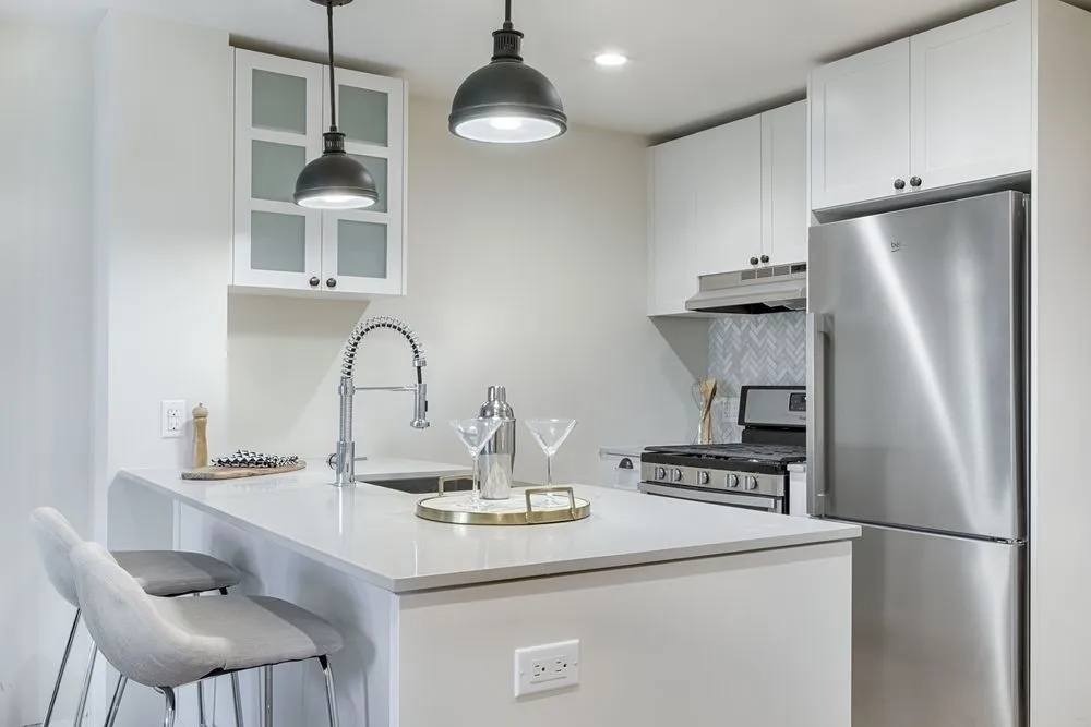 Zalman Rogatsky - 409 Eastern Parkway #300 1 of 15
