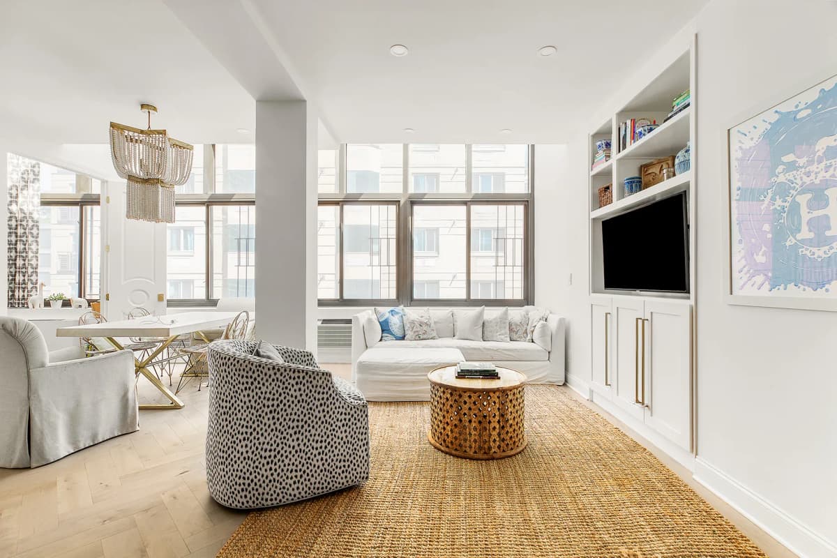 Justin Rubinstein - 529 West 42nd Street #9R 1 of 10