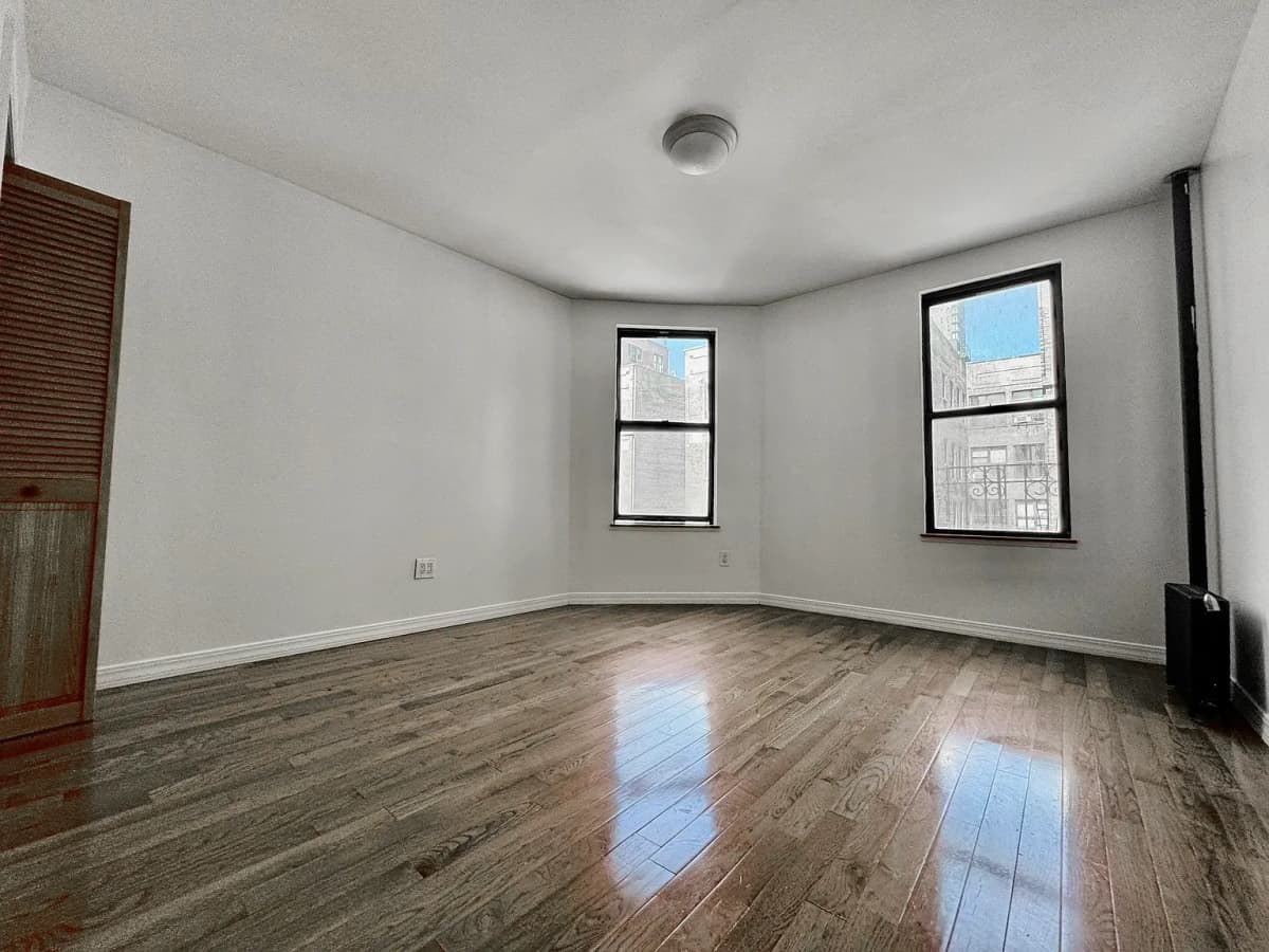 Craig Hollander - 610 West 150th Street #4E 1 of 15