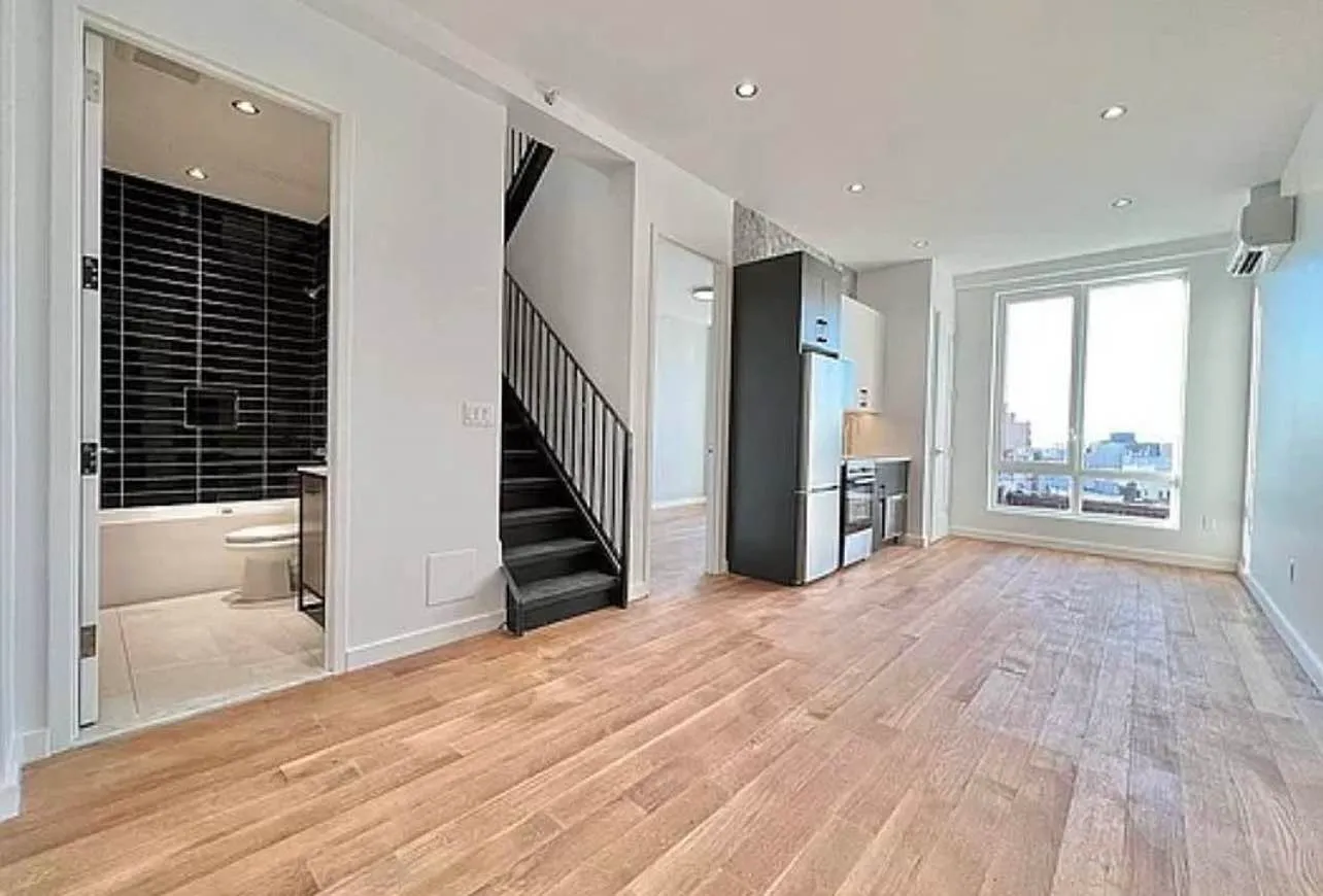 Xavier Price - 687A Fifth Avenue #4B 1 of 15