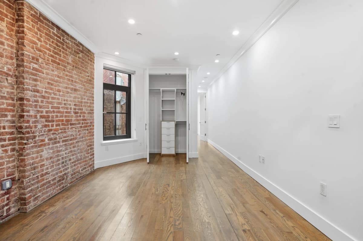 Maria Rivadeneira - 116 East 116th Street #4A 1 of 15