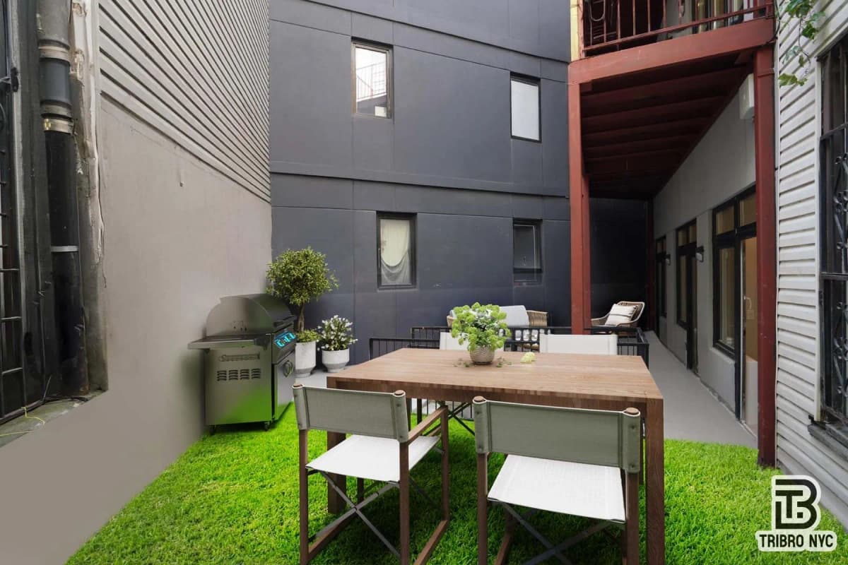 Listings Tribro - 77 Suydam Street #1R 1 of 15