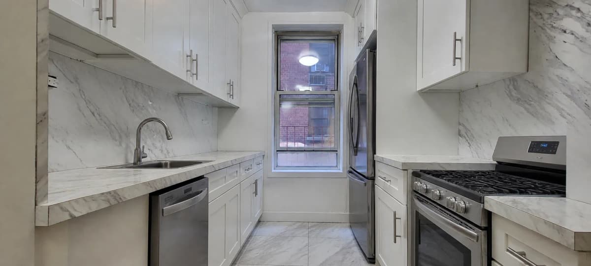 Mendel Paltiel - 525 Ocean Parkway #37 1 of 11