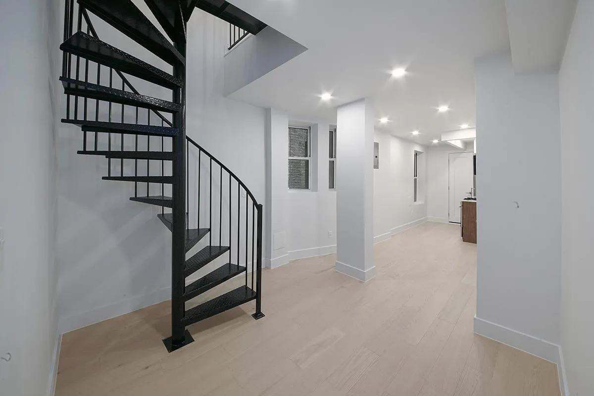 Peter Demas - 510 East 12th Street #6-10 1 of 15
