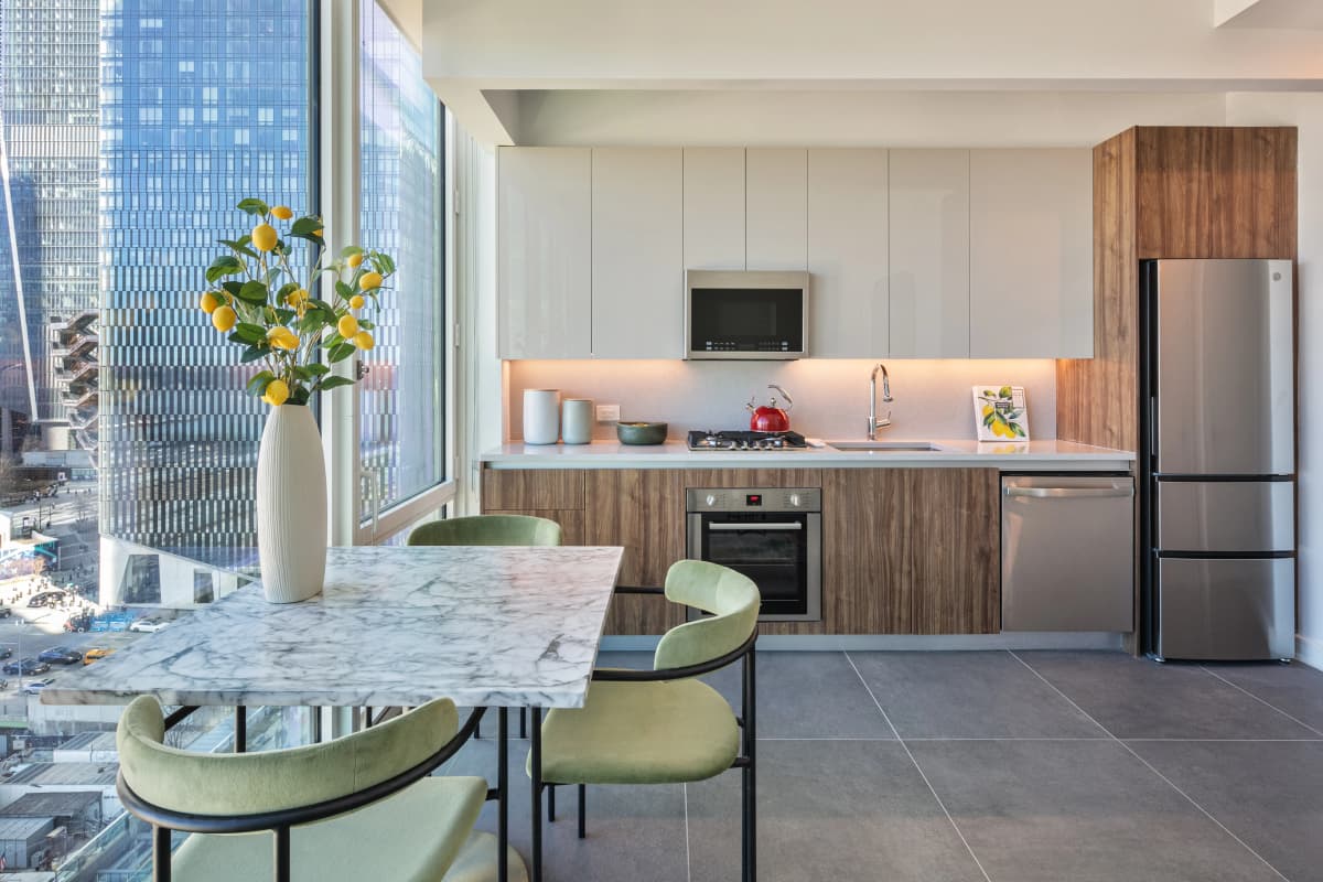 606 West 30th Street #11H - 606 West 30th Street #11H 1 of 15