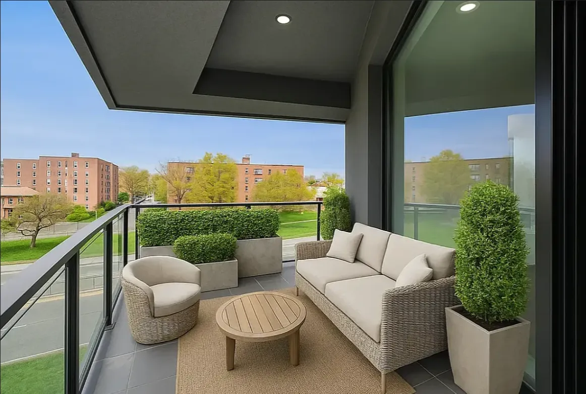 Elan Benjamin - 2735 East 13th Street #3C 1 of 15