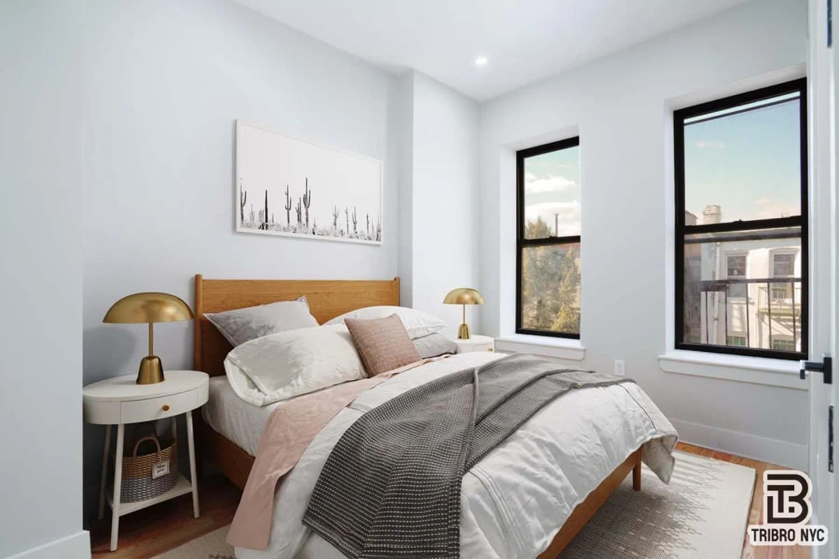 Julia Lansford - 863 Hart Street #3A 1 of 15