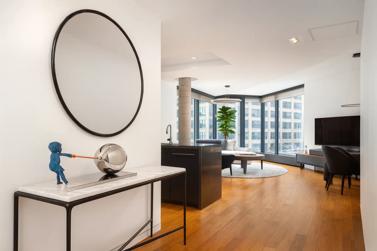 Lior Politi - 1 7th Avenue South #2 1 of 15