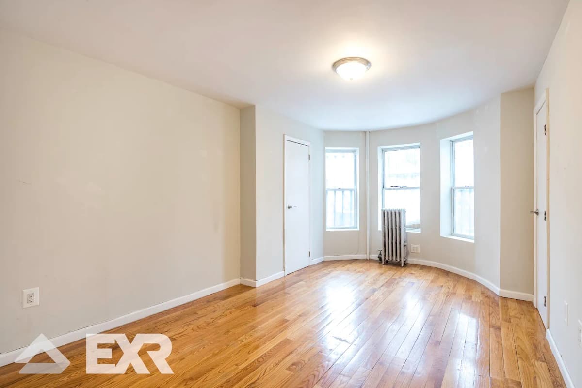 EXR Leasing Office - 1342 Jefferson Avenue #1 1 of 15