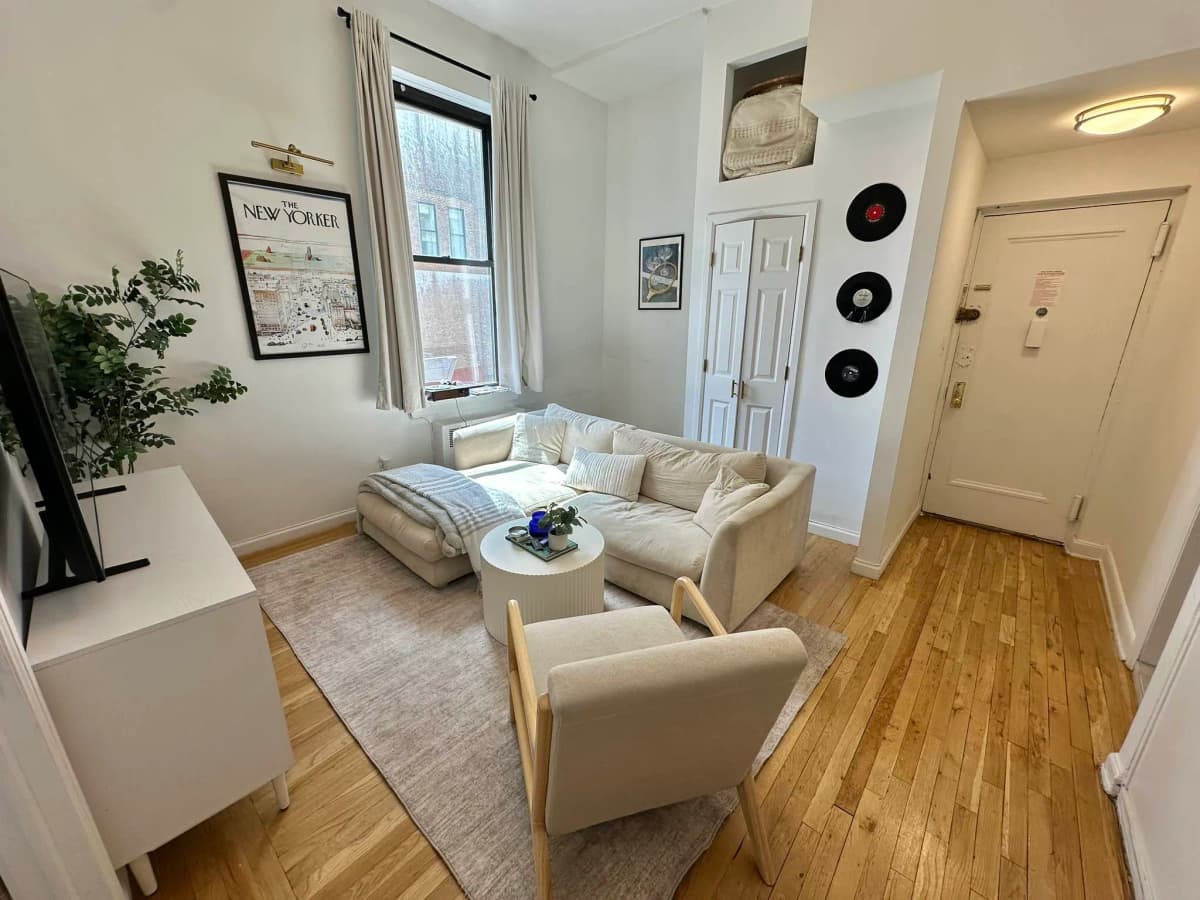 Jonathan Maltby - 416 Lafayette Street #4A 1 of 15