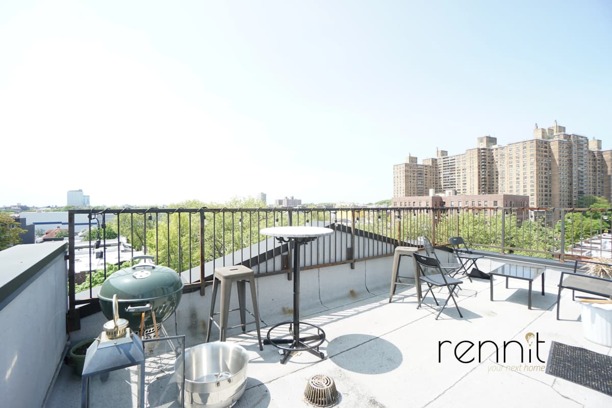 Rennit NYC - 295 Montgomery Street PENTHOUSE 1 of 15