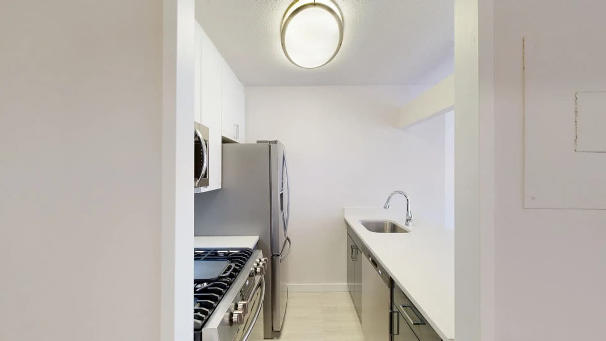 View 34 - 401 East 34th Street #S8E 1 of 10