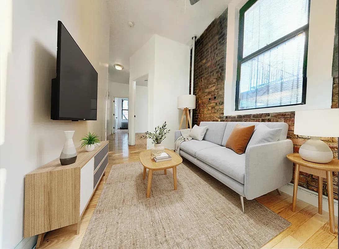 Adam Dyminski - 40 Rivington Street #22 1 of 10