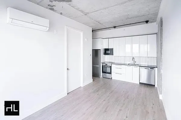 Imrul Hassan - 815 Flatbush Avenue #PH22 1 of 15