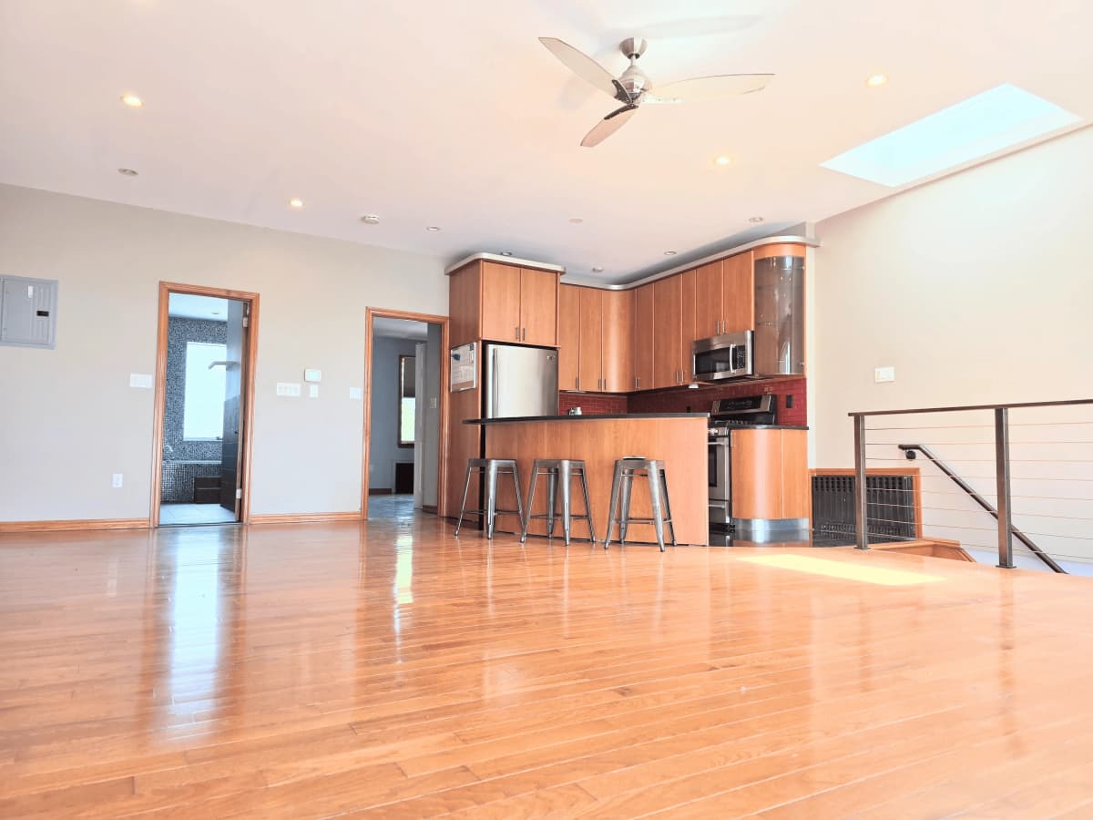 Mike Elder - 8833 19th Avenue #2 1 of 15