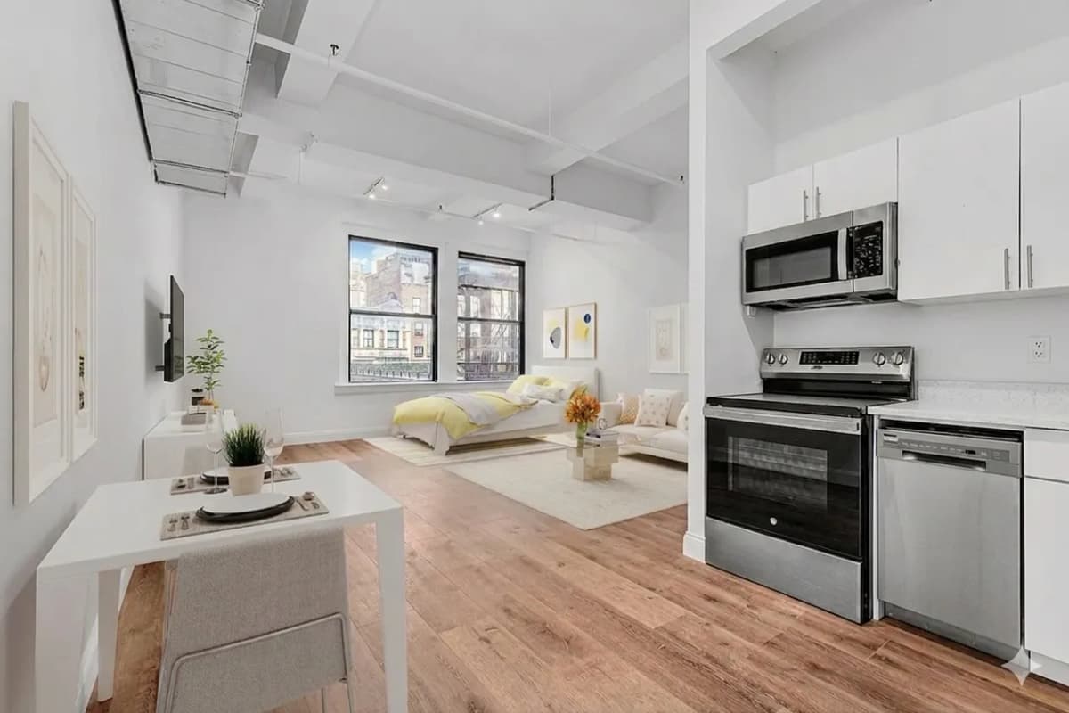 Sami Katri - 255 West 36th Street #1204 1 of 15