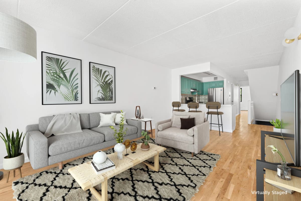 Julia Afanasyev - 642 East 11th Street #A4 1 of 15