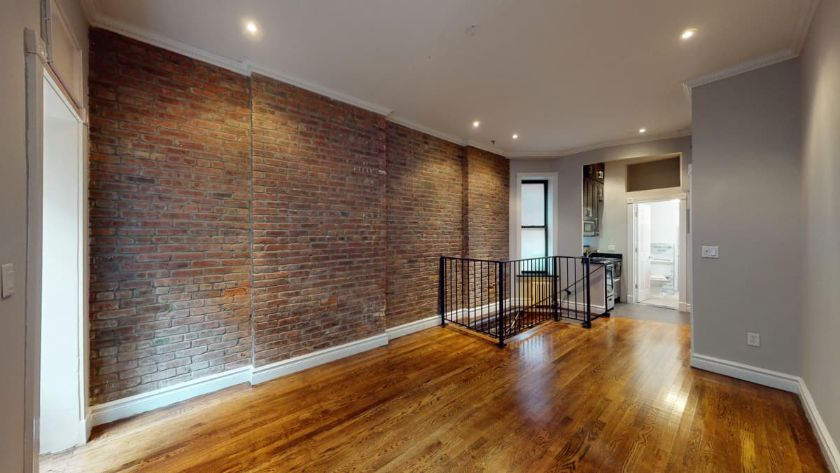 Bond Leasing - 52 Barrow Street #1B 1 of 15
