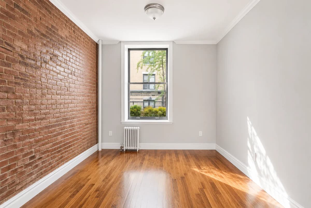 Ricky Bustamante - 52 Barrow Street #3A 1 of 15