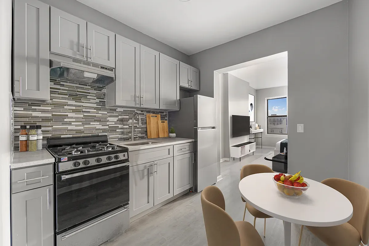 Real New York - 901 Dekalb Avenue #4 1 of 12