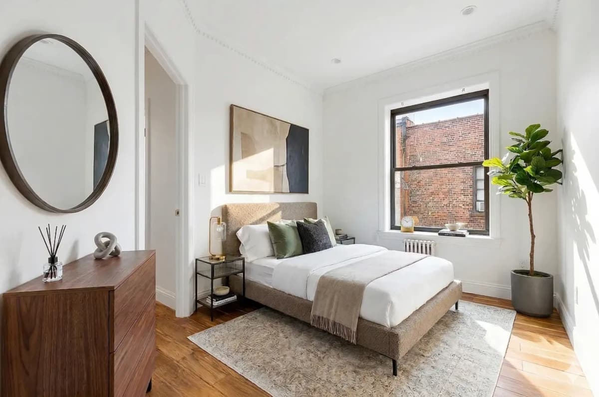 Real New York - 161 Stanton Street #6G 1 of 11