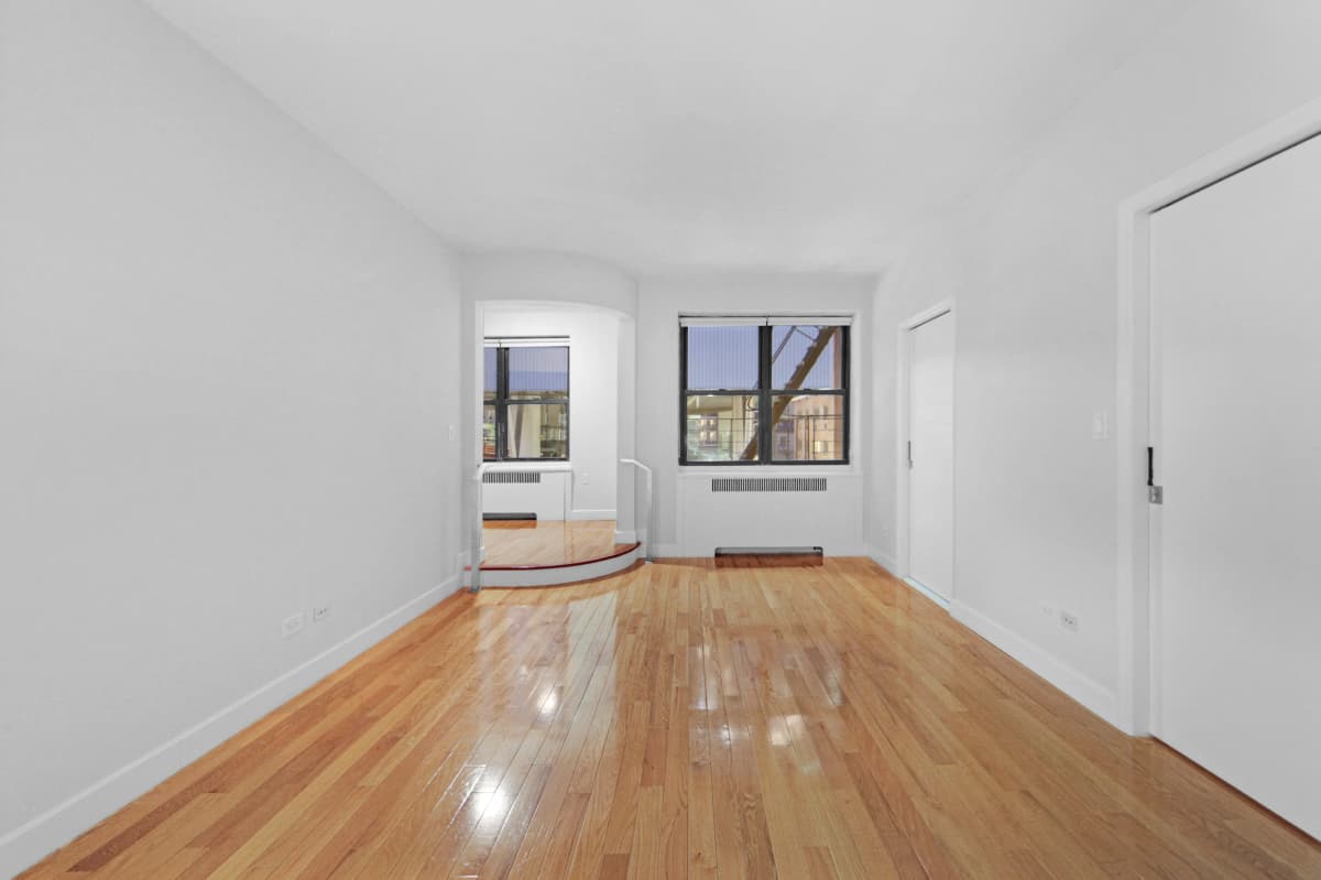 Stonehenge NYC - 252 East 61st Street #S5G 1 of 15